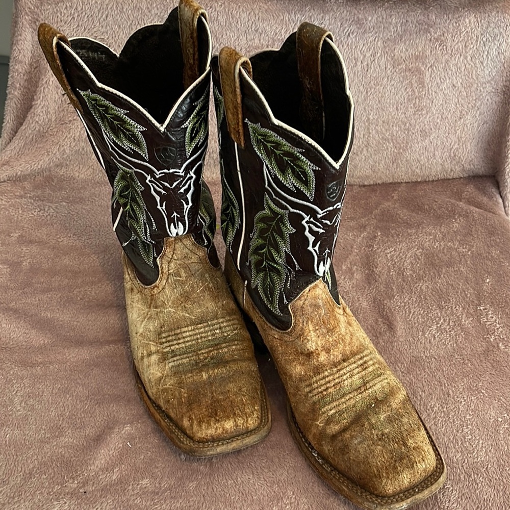 Ariat | Size 10 | Cowboy Boots